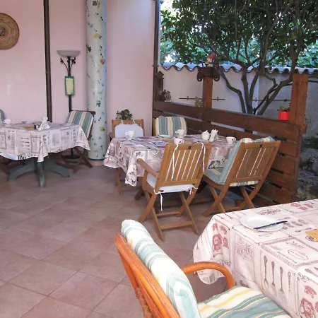 Nocleg ze śniadaniem Il Portico 4*
