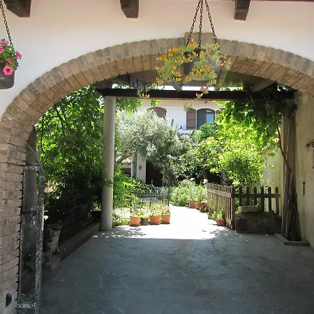 Il Portico Bed & Breakfast