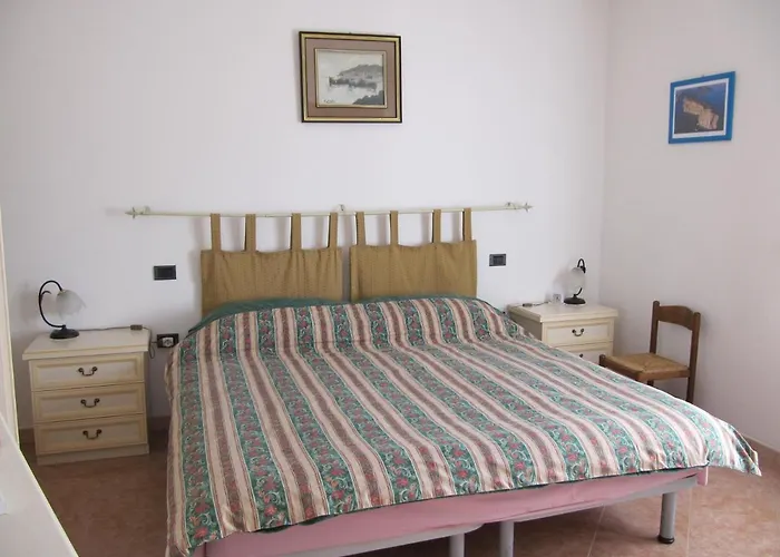 Il Portico Bed & Breakfast Uras